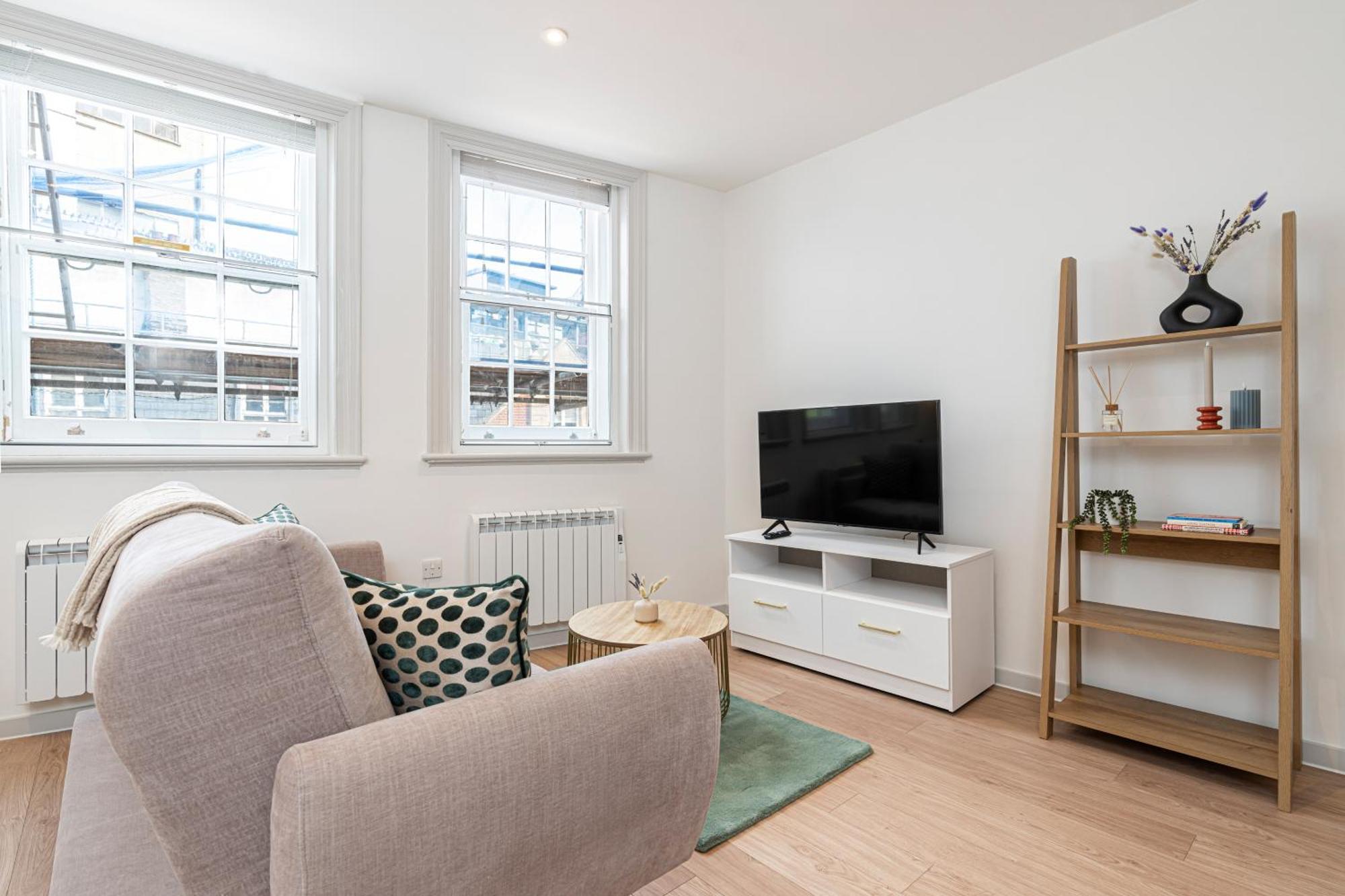 ロンドンJoivy Stylish 1 Bed Flats In Soho, Next To Piccadilly Circus And Trafalgar Squareアパートメント エクステリア 写真