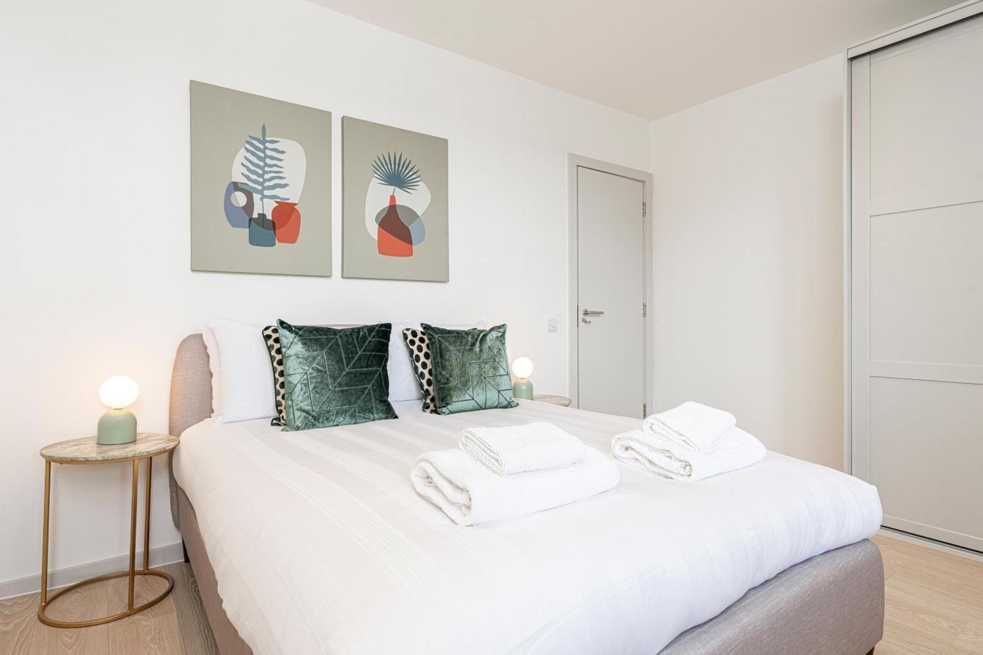 ロンドンJoivy Stylish 1 Bed Flats In Soho, Next To Piccadilly Circus And Trafalgar Squareアパートメント エクステリア 写真